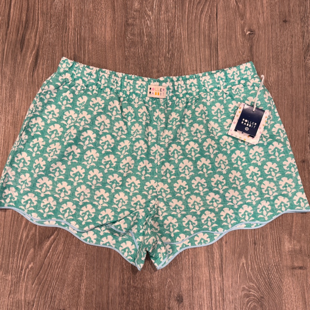 Roller Rabbit Teal and White Floral Scallop-Edge Shorts